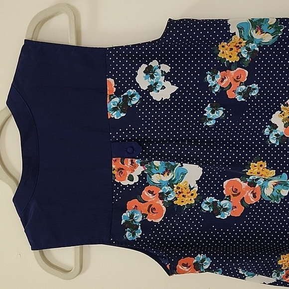 Modcloth Navy  Blue Floral V Neck  Tunic Sleeveless Cottagecore Top size  Medium - Picture 11 of 14